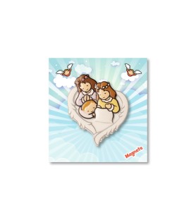 Magnete in resina con due angeli che vegliano il bambino che dorme. Fino ad esaurimento scorte.