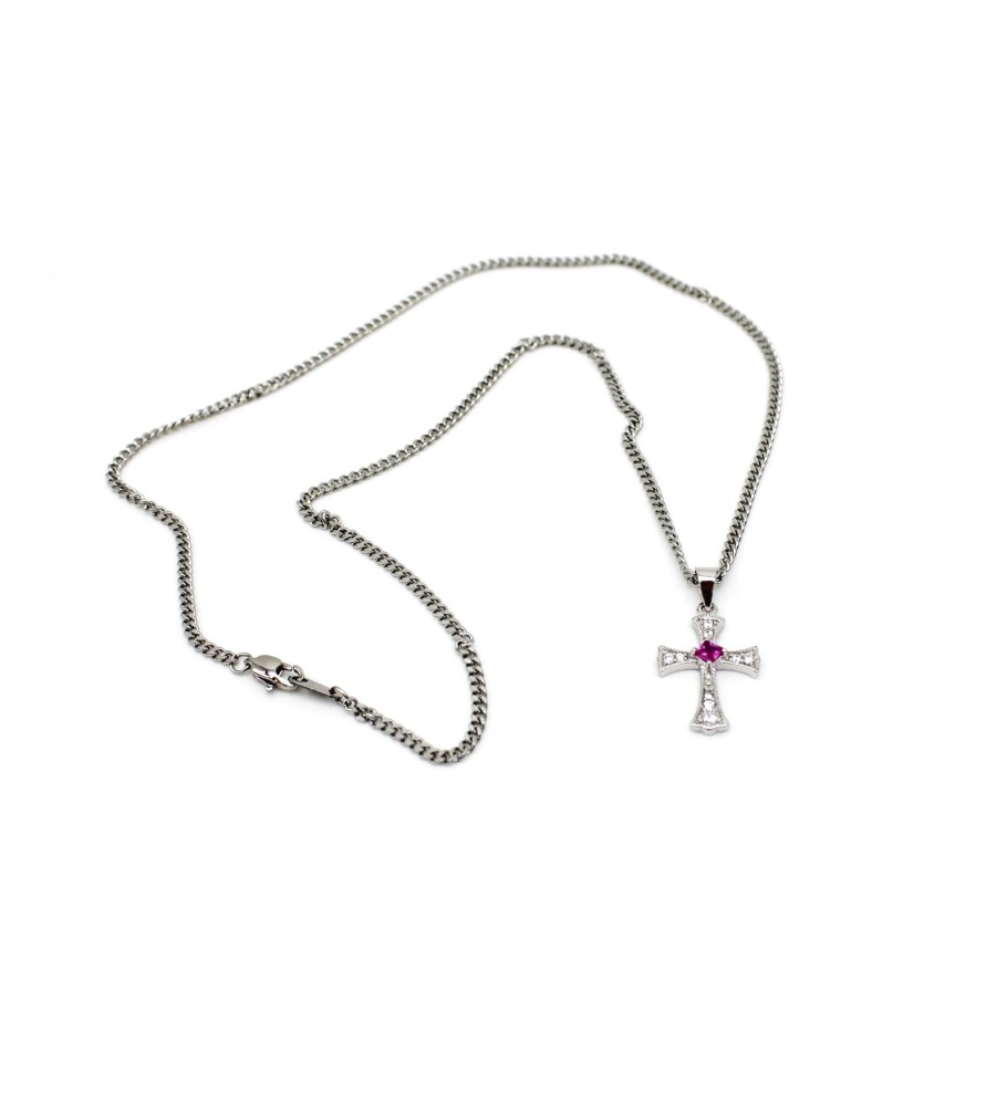 Collana in acciaio con crocefisso in argento 925 e cristallo Swarovski rubino Collana in acciaio con crocefisso in argento 925 e cristallo Swarovski rubino