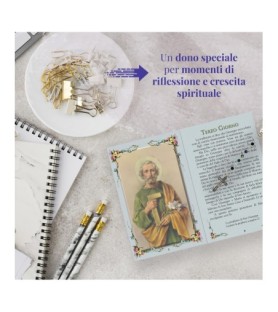 Opuscolo di 24 pagine con la novena a San Giuseppe, illustrazioni a colori e rosario in vetro incluso