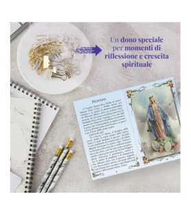 Opuscolo di 24 pagine con la novena a Nostra Signora Miracolosa, illustrazioni a colori e rosario in vetro incluso