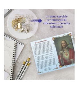 Opuscolo di 24 pagine con la novena al Sacro Cuore di Gesù, illustrazioni a colori e rosario in vetro incluso