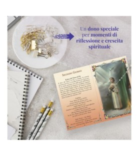 Opuscolo di 24 pagine con la novena allo Spirito Santo, illustrazioni a colori e rosario in vetro incluso